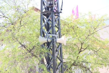 Thêm 2 đài truyền thanh bị "chen" tiếng Trung Quốc