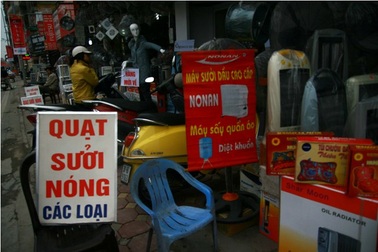 Rét kỷ lục, thiết bị sưởi thổi giá gấp 4 lần