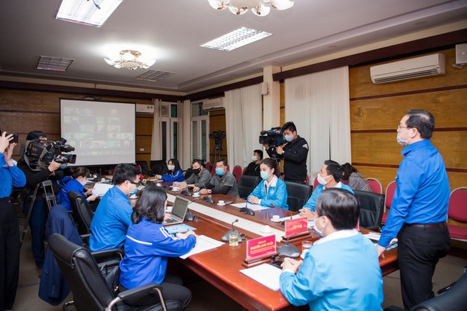 Á hậu Huyền My tặng suất ăn tiếp sức chống dịch COVID-19 - Ảnh 1. Á hậu Huyền My tặng suất ăn tiếp sức chống dịch COVID-19 - Ảnh 1.