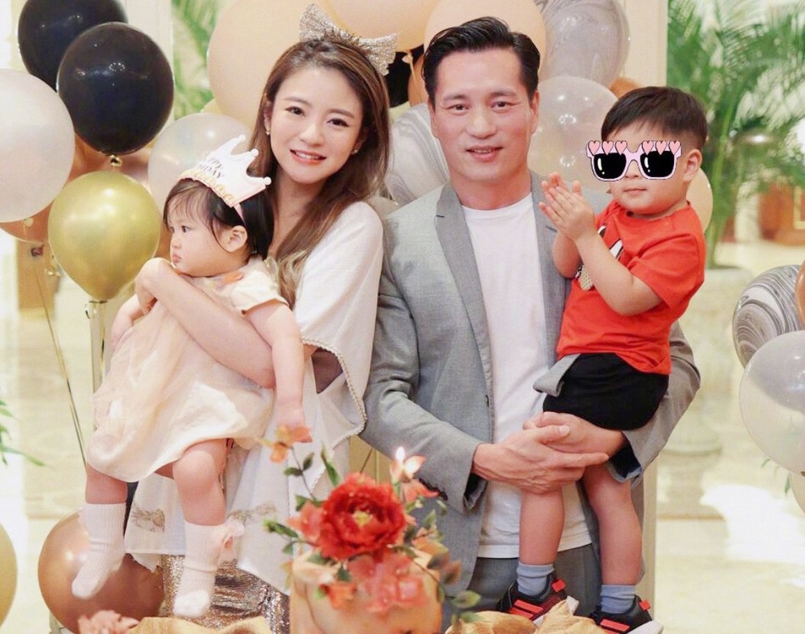 Chồng tỷ phú của Bạch Cốt Tinh An Dĩ Hiên bị bắt - 3 Chồng tỷ phú của Bạch Cốt Tinh An Dĩ Hiên bị bắt - 3