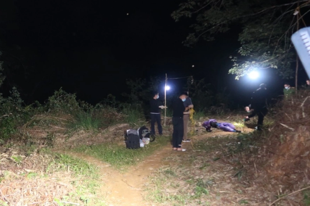 Trọng án trên đồi cao su: 13 nhát dao trên thi thể tài xế xe ôm xấu số - 1 Trọng án trên đồi cao su: 13 nhát dao trên thi thể tài xế xe ôm xấu số - 1