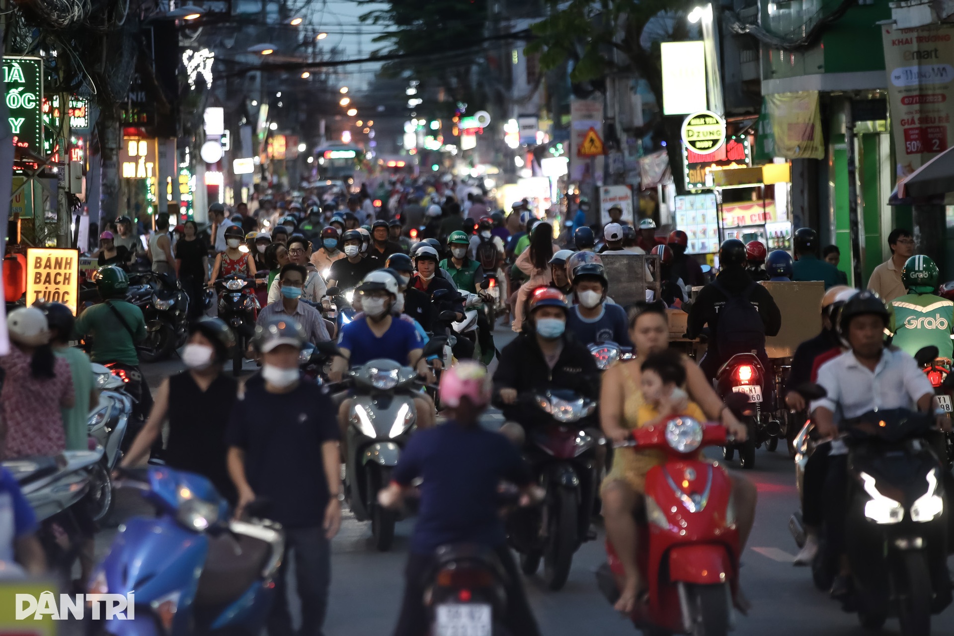 Điểm mặt 7 điểm đen tai nạn giao thông ở TPHCM - 14