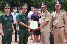 Tây Ninh tiếp nhận 15 công dân do Campuchia bàn giao
