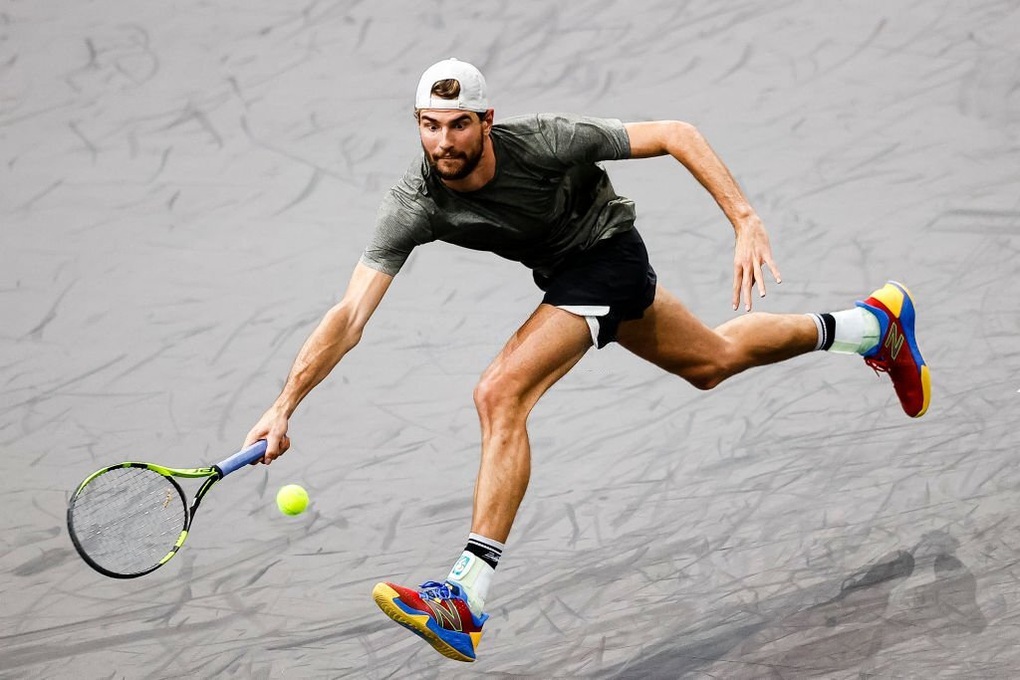 Djokovic khởi đầu ấn tượng tại Paris Masters - 2 Djokovic khởi đầu ấn tượng tại Paris Masters - 2