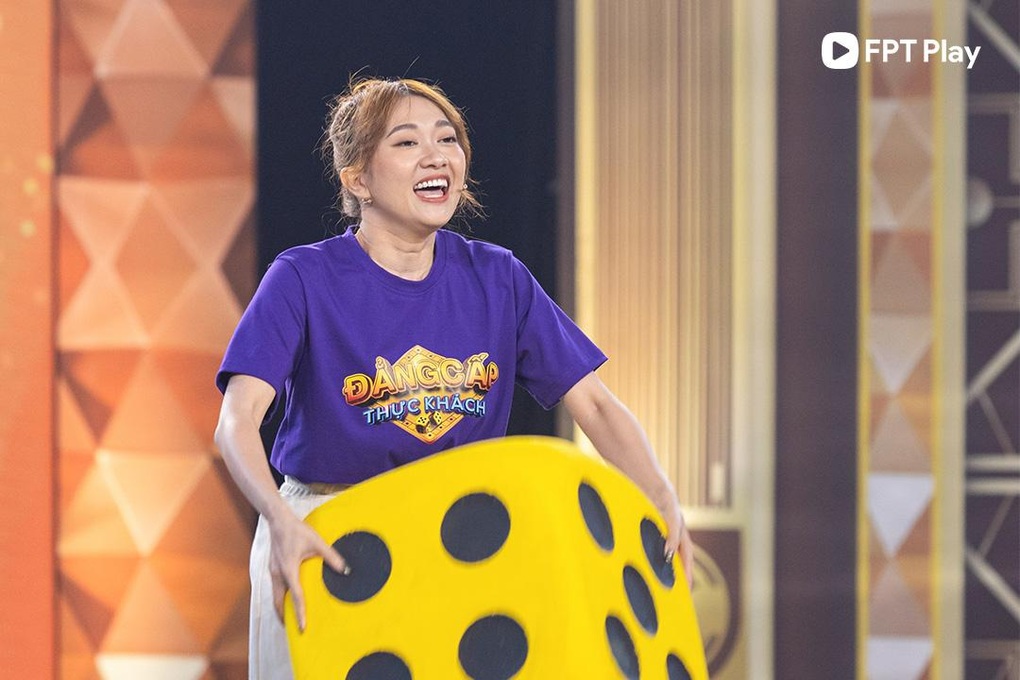Phát La trổ tài ẩm thực tại gameshow Đẳng Cấp Thực Khách trên FPT Play - 2 Phát La trổ tài ẩm thực tại gameshow Đẳng Cấp Thực Khách trên FPT Play - 2