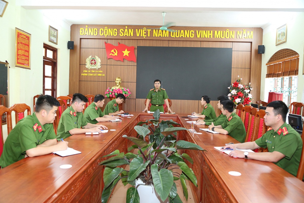 Hành trình truy tìm tung tích bộ xương người trong hang đá - 1 Hành trình truy tìm tung tích bộ xương người trong hang đá - 1