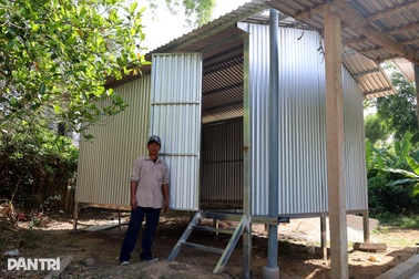 Hình hài các căn nhà nổi đầu tiên hỗ trợ người dân vùng lũ Đắk Lắk