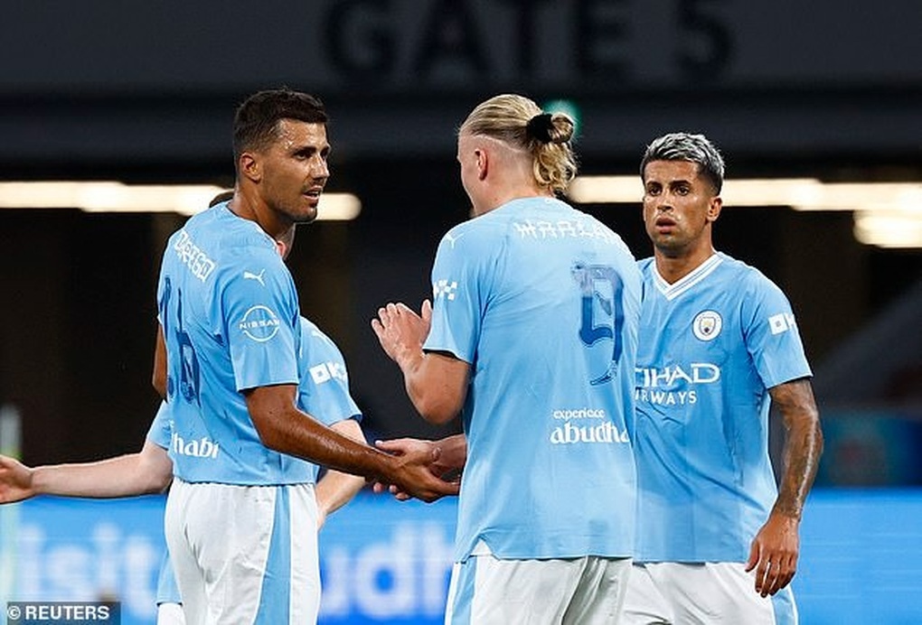 Erling Haaland giúp Man City ngược dòng đánh bại đội bóng của Nhật Bản - 3 Erling Haaland giúp Man City ngược dòng đánh bại đội bóng của Nhật Bản - 3