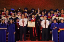 Hà Nội vinh danh 96 thủ khoa xuất sắc tại Văn Miếu - Quốc Tử Giám