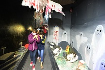Dịp Halloween, khám phá "nhà ma" đang hút giới trẻ Hà Nội