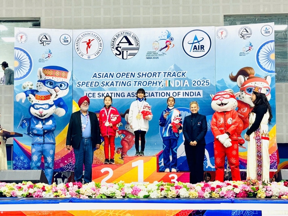 ベトナムの若手選手が2025年アジアスピードスケート選手権で活躍 Vận động viên nhí Việt Nam tỏa sáng ở giải trượt băng tốc độ châu Á 2025 - 2