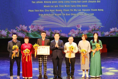 Tặng thưởng 20 tác phẩm lý luận, phê bình văn học, nghệ thuật