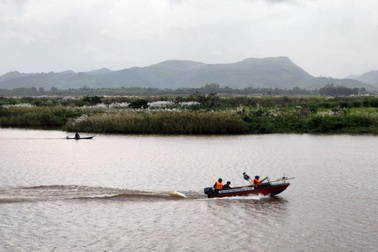 4 học sinh đuối nước khi tắm sông, đã tìm thấy 2 thi thể