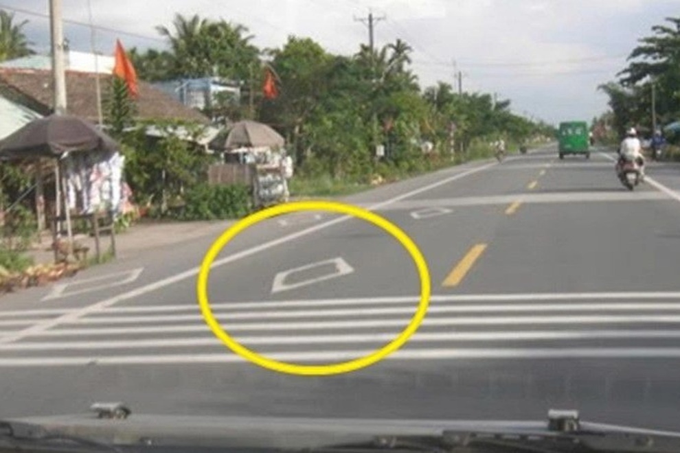 Những vạch kẻ đường cần nằm lòng khi tham gia giao thông - 5 Những vạch kẻ đường cần nằm lòng khi tham gia giao thông - 5