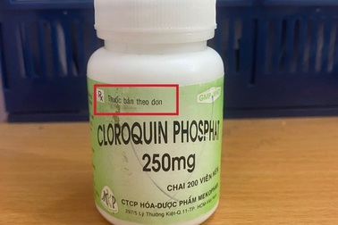 Thuốc sốt rét bất ngờ cháy hàng, người dân mua phòng Covid-19