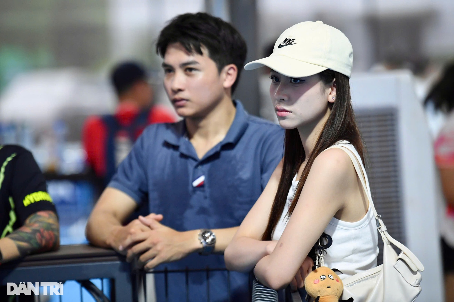 Cổ động viên xinh đẹp làm tăng sức nóng tại giải pickleball báo Dân trí - 3 Cổ động viên xinh đẹp làm tăng sức nóng tại giải pickleball báo Dân trí - 3