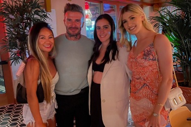 "Công chúa quần vợt" Eugenie Bouchard hân hoan khi được gặp David Beckham