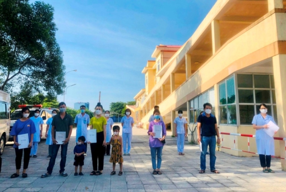 Nghệ An ca nhiễm tăng nhanh, tiếp tục chi viện y, bác sĩ vào Nam chống dịch - 4 Nghệ An ca nhiễm tăng nhanh, tiếp tục chi viện y, bác sĩ vào Nam chống dịch - 4