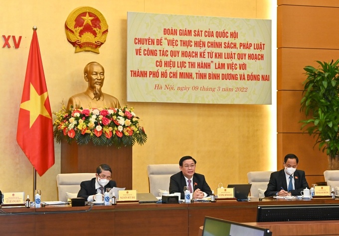 Chủ tịch Quốc hội Vương Đình Huệ tại buổi làm việc