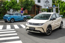 Xuất khẩu ô tô Trung Quốc tăng mạnh, công lớn của xe điện