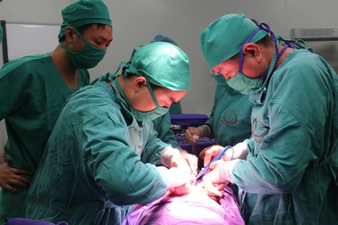 Cứu sống sản phụ hôn mê mất máu sau cắt tử cung