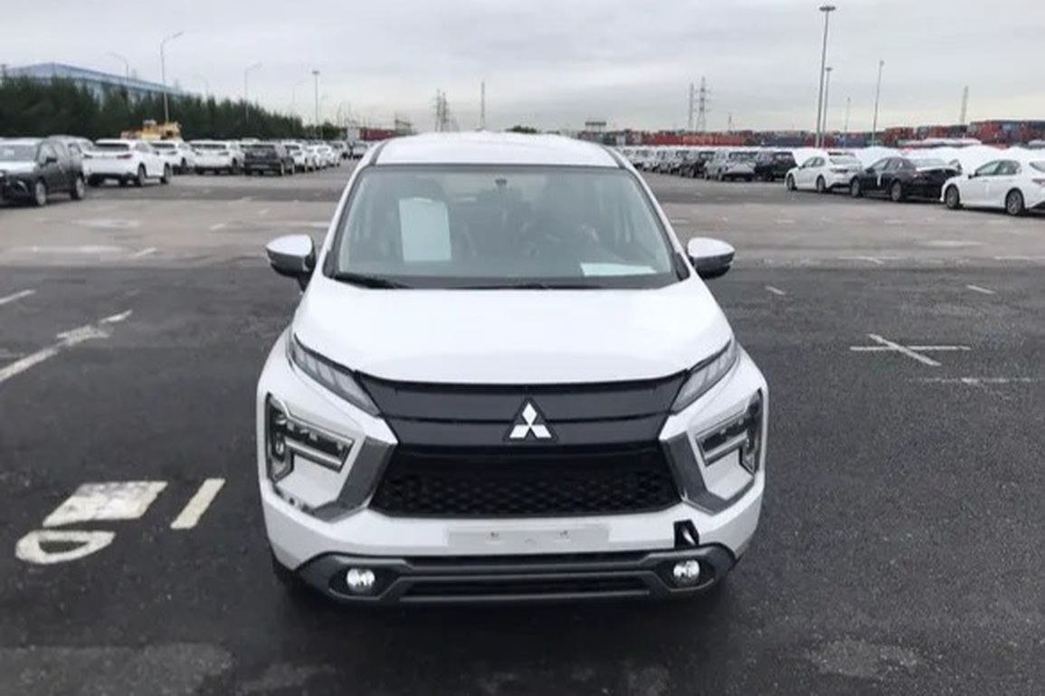 Mitsubishi Xpander 2022 cập cảng Việt Nam, sốt vó trước Toyota Veloz? - 1 Mitsubishi Xpander 2022 cập cảng Việt Nam, sốt vó trước Toyota Veloz? - 1