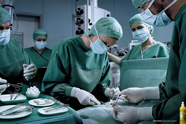 Bệnh viện Việt Đức: Bệnh nhân đau chân trái, mổ nhầm chân phải