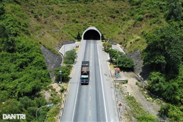 Hiện trạng hầm Đèo Ngang trước khi được mở rộng