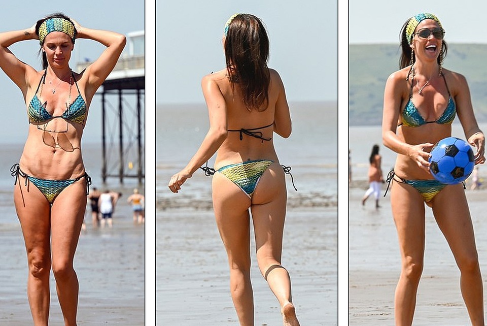 Sinh 4 con, hoa hậu Danielle Lloyd vẫn gợi cảm - 5