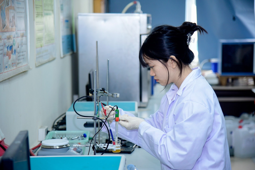Hành trình đạt học bổng Erasmus Mundus của nữ sinh viên năm cuối đại học - 2 Hành trình đạt học bổng Erasmus Mundus của nữ sinh viên năm cuối đại học - 2