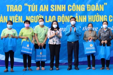 Hỗ trợ thêm tối đa 5 triệu đồng người lao động bị ảnh hưởng bởi Covid-19