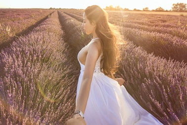 Bộ ảnh "Nắm tay em đi khắp châu Âu" của cặp đôi Việt gây sốt