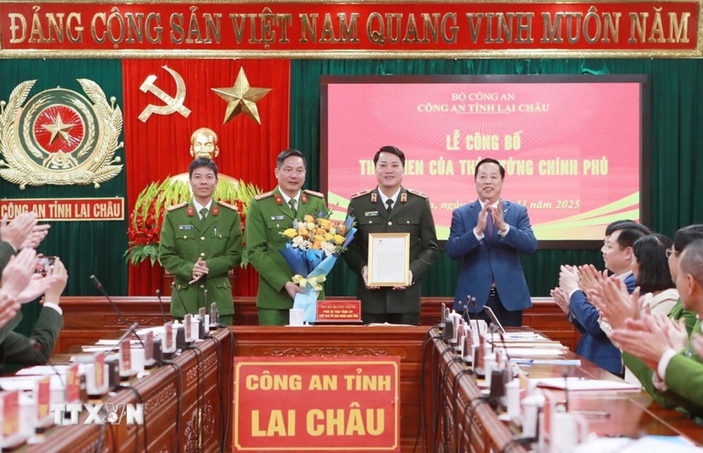 Thủ tướng biểu dương Công an Lai Châu phá ổ nhóm lừa đảo hơn 8.000 người - 1