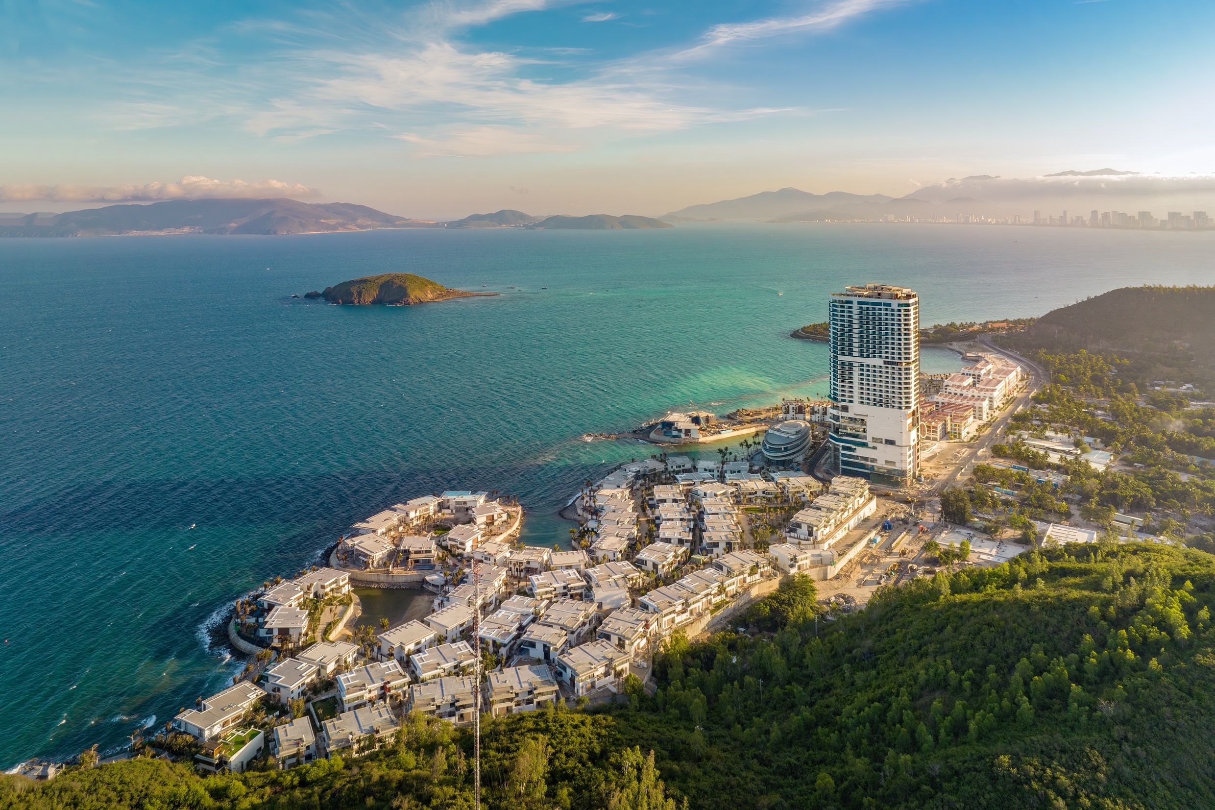 KDI Holdings received the Outstanding Real Estate Developer Award 2024 - 2 KDI Holdings nhận giải thưởng Nhà phát triển bất động sản tiêu biểu 2024 - 2