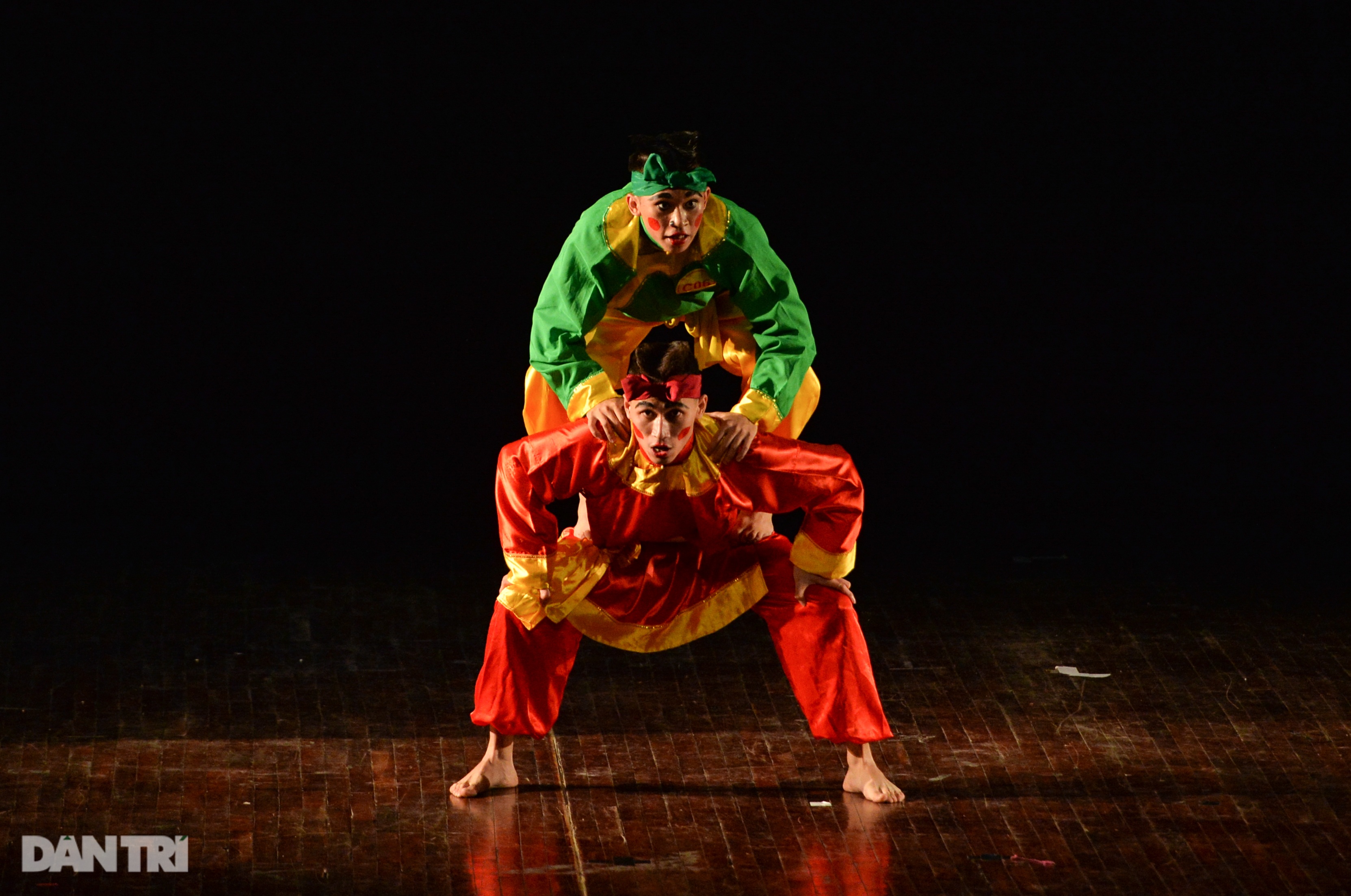 “Súy Vân”, “Hề chèo” thu hút người xem đêm diễn Tài năng múa - 6 “Súy Vân”, “Hề chèo” thu hút người xem đêm diễn Tài năng múa - 6