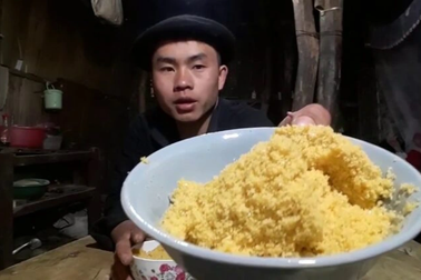 Gọi mèn mén là cám lợn: Xúc phạm người Mông, xuyên tạc văn hóa!