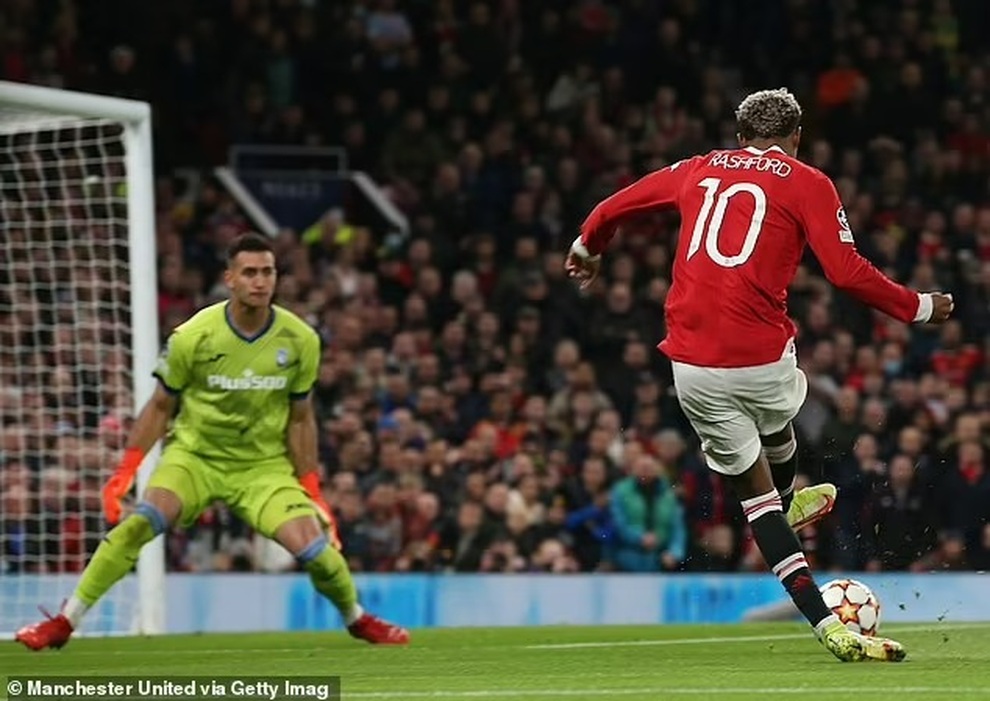 Man Utd suýt thua Atalanta, HLV Solskjaer ca ngợi C.Ronaldo lên mây - 3 Man Utd suýt thua Atalanta, HLV Solskjaer ca ngợi C.Ronaldo lên mây - 3