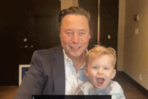 Con trai út của Elon Musk "chiếm sóng" khi ngồi họp trực tuyến cùng cha