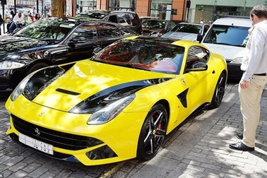 Thú vui "sang chảnh" của tỷ phú Ả rập sang Anh tránh nắng