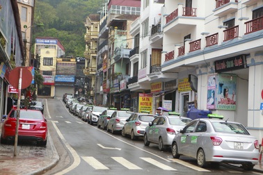 Sa Pa tung gói kích cầu rẻ chưa từng có, gọi nhau xách va li đi du lịch