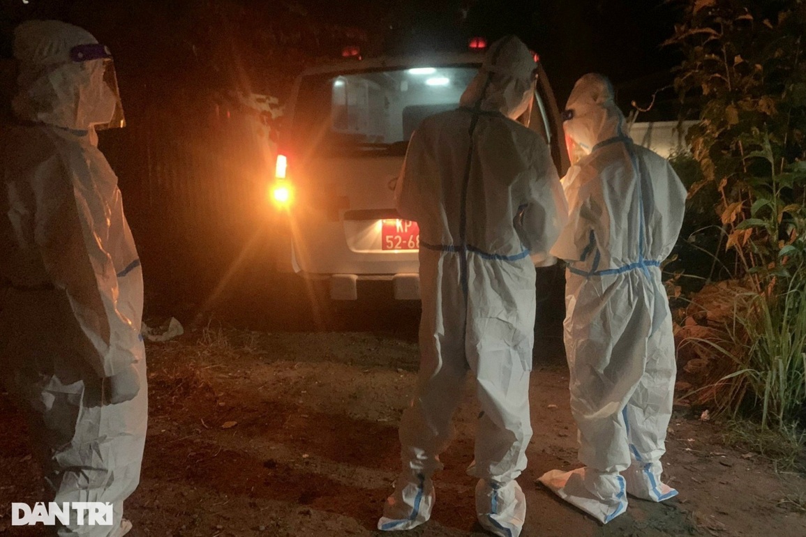 Bác sĩ TPHCM chống dịch cả năm chưa có tiền làm ngoài giờ: Cần chi trả gấp! - 2