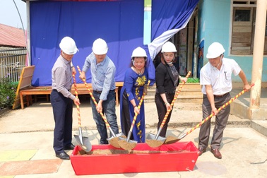 Quảng Trị: Hội Khuyến học xã hội hóa khởi công xây trường mầm non bản Bù