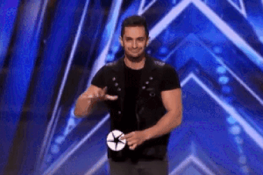 Không thể rời mắt trước màn ảo thuật “thoắt ẩn thoắt hiện”