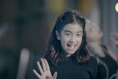 Công chúa Jenna Norodom gửi tặng ca khúc "Happy New Year"