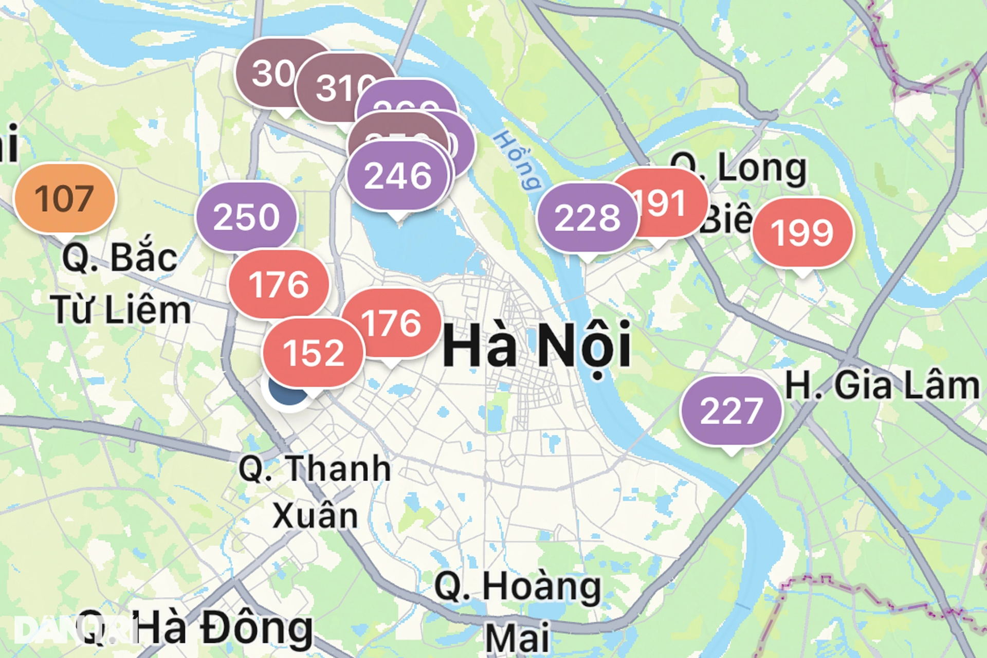 Bầu trời Hà Nội mù mịt, chất lượng không khí ở mức báo động - 3 Bầu trời Hà Nội mù mịt, chất lượng không khí ở mức báo động - 3