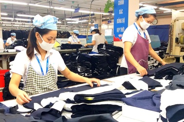 Chuyện lương thưởng Tết, nghỉ Tết "nóng" trong tuần