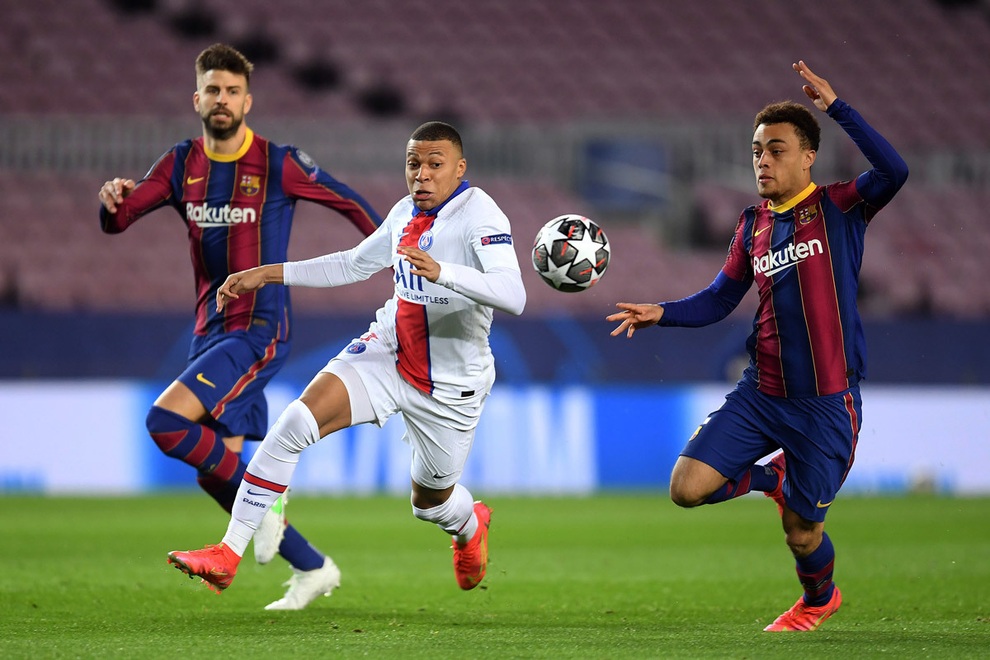 Mbappe đặt mình ở đâu so với Messi và C.Ronaldo? - 2 Mbappe đặt mình ở đâu so với Messi và C.Ronaldo? - 2