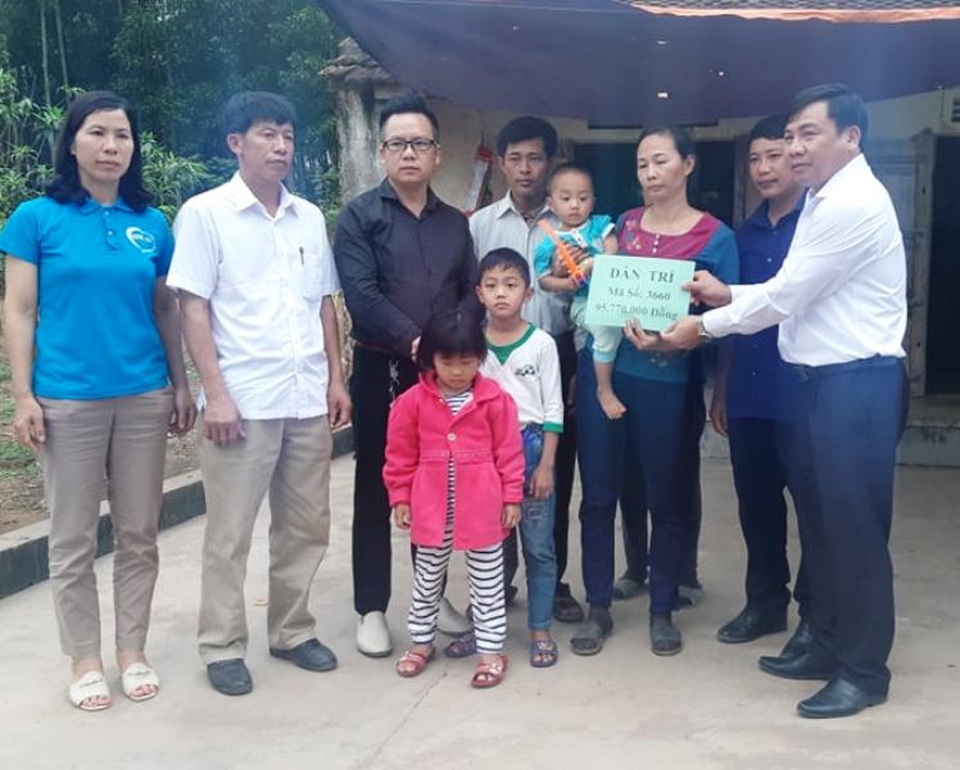 Bạn đọc giúp đỡ 3 đứa trẻ mồ côi bố hơn 95 triệu đồng - 2 Bạn đọc giúp đỡ 3 đứa trẻ mồ côi bố hơn 95 triệu đồng - 2