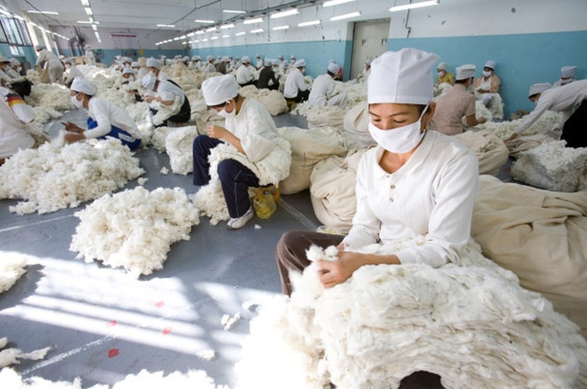 Mỹ trừng phạt các quan chức, công ty Trung Quốc - 1 Mỹ trừng phạt các quan chức, công ty Trung Quốc - 1