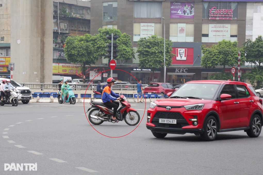 Không thể chỉ trông chờ vào camera AI để xử lý vi phạm xe máy - 1 Không thể chỉ trông chờ vào camera AI để xử lý vi phạm xe máy - 1